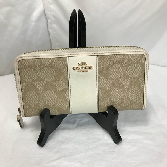 Coach Signature Canvas Accordion Zip Wallet - Picture 1 of 9